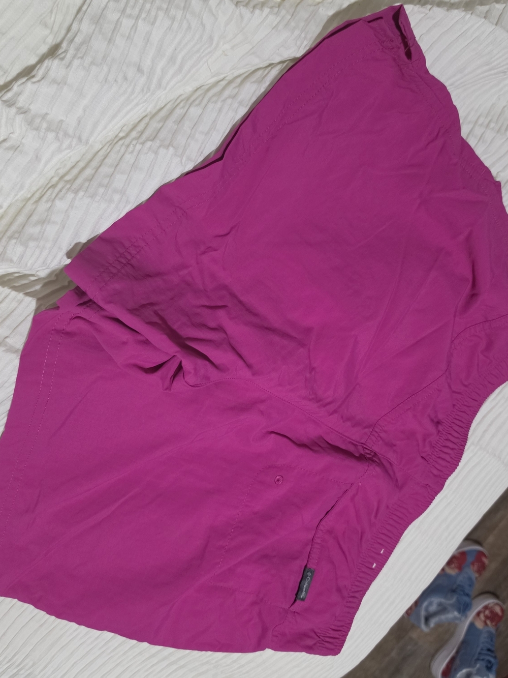 Columbia Brand Women’s Fuchsia Elastic-Waist Casual Shorts Small Like New - Picture 3 of 3